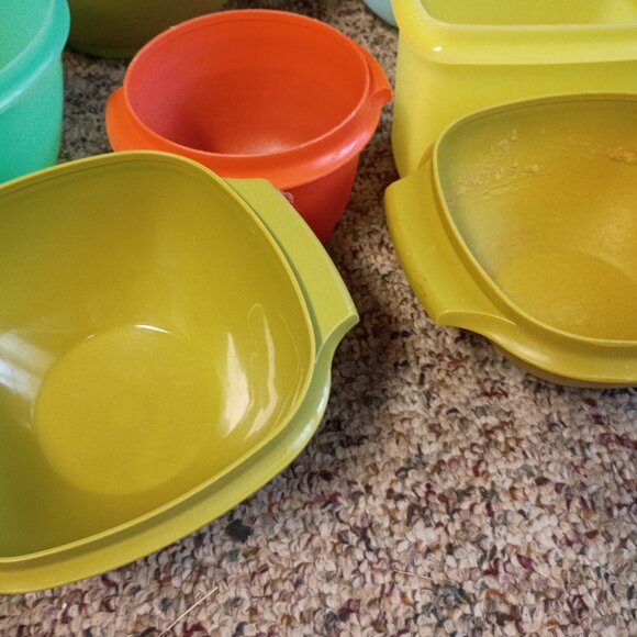 Vintage Tupperware - Picture 7 of 9